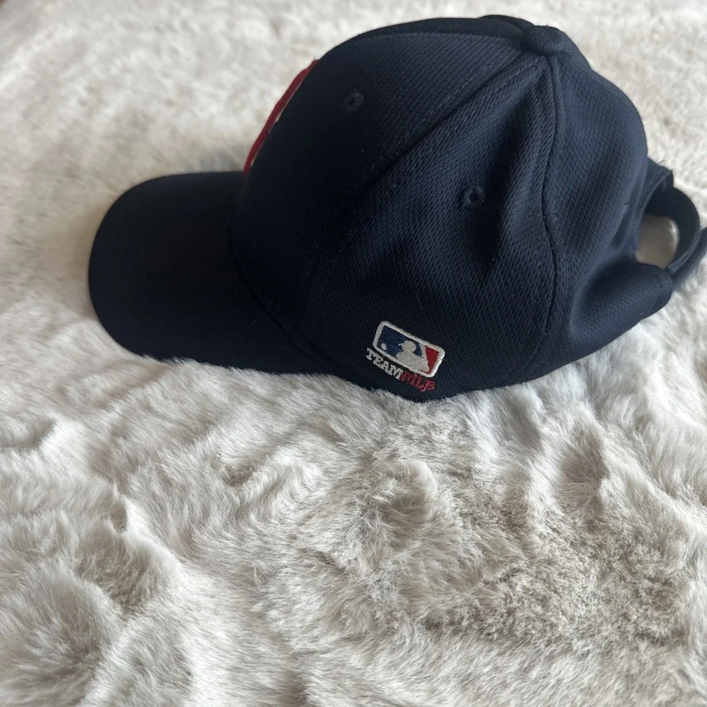 Boston Red Sox Navy Blue‎ Baseball Cap with Red 